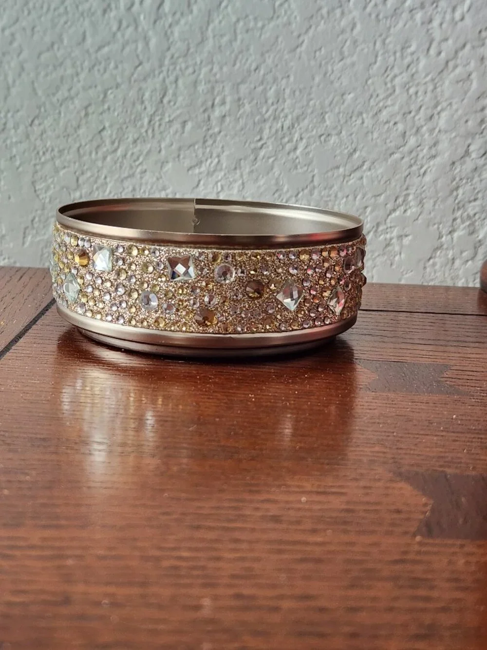 Bath and Body Works Gems 3 wick‎ candle holder sleeve